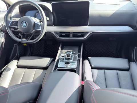 Photo du BYD Tang EV 3