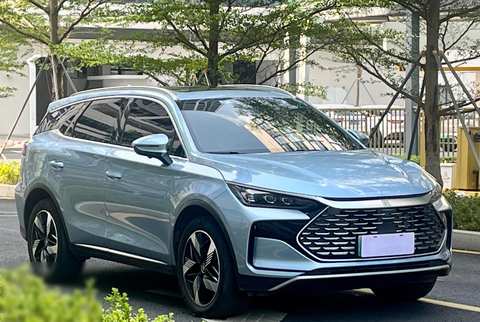 BYD Tang EV photo 3