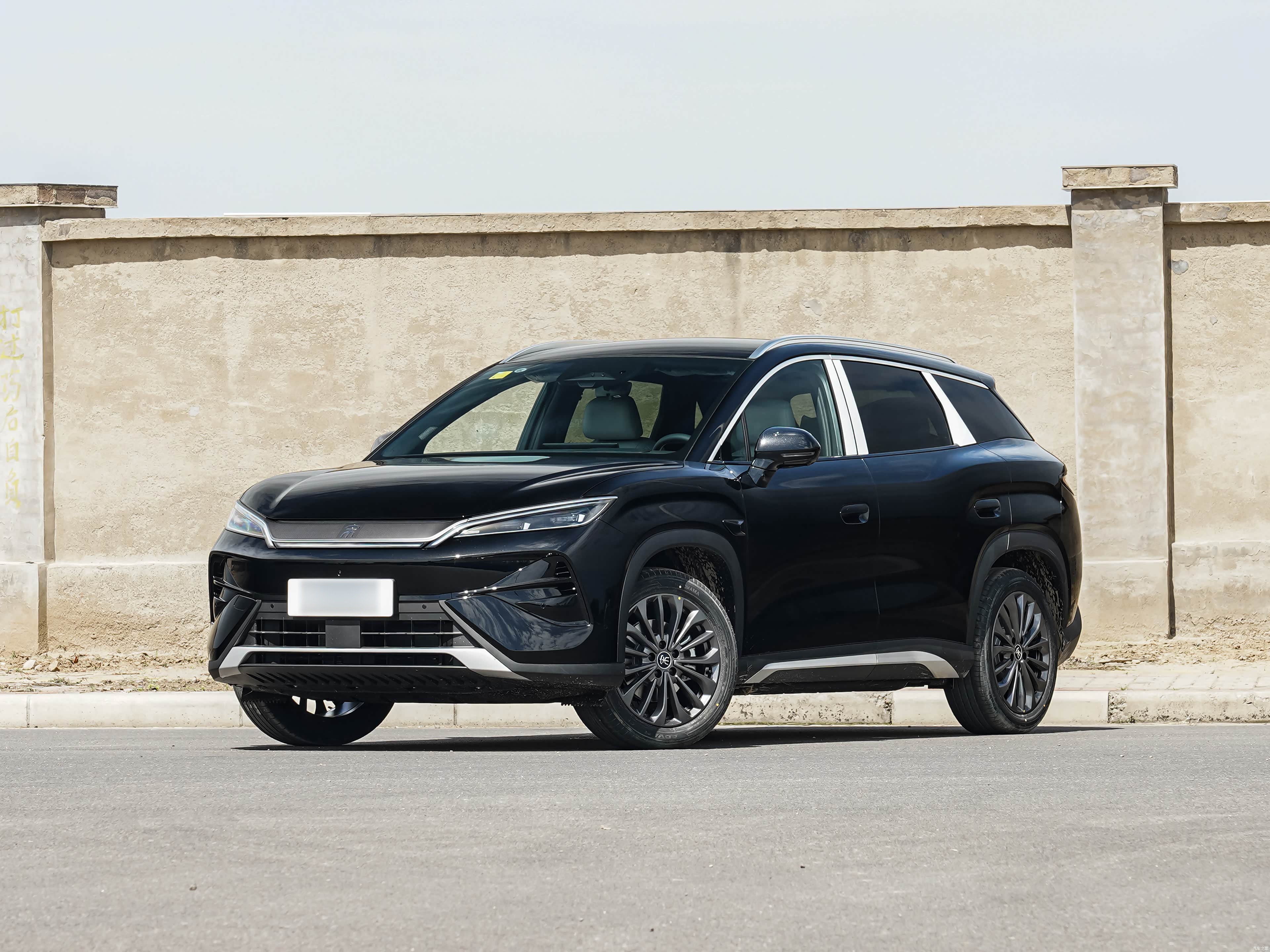 BYD Song Ultra — 2026 EV 710KM Surpass Trim